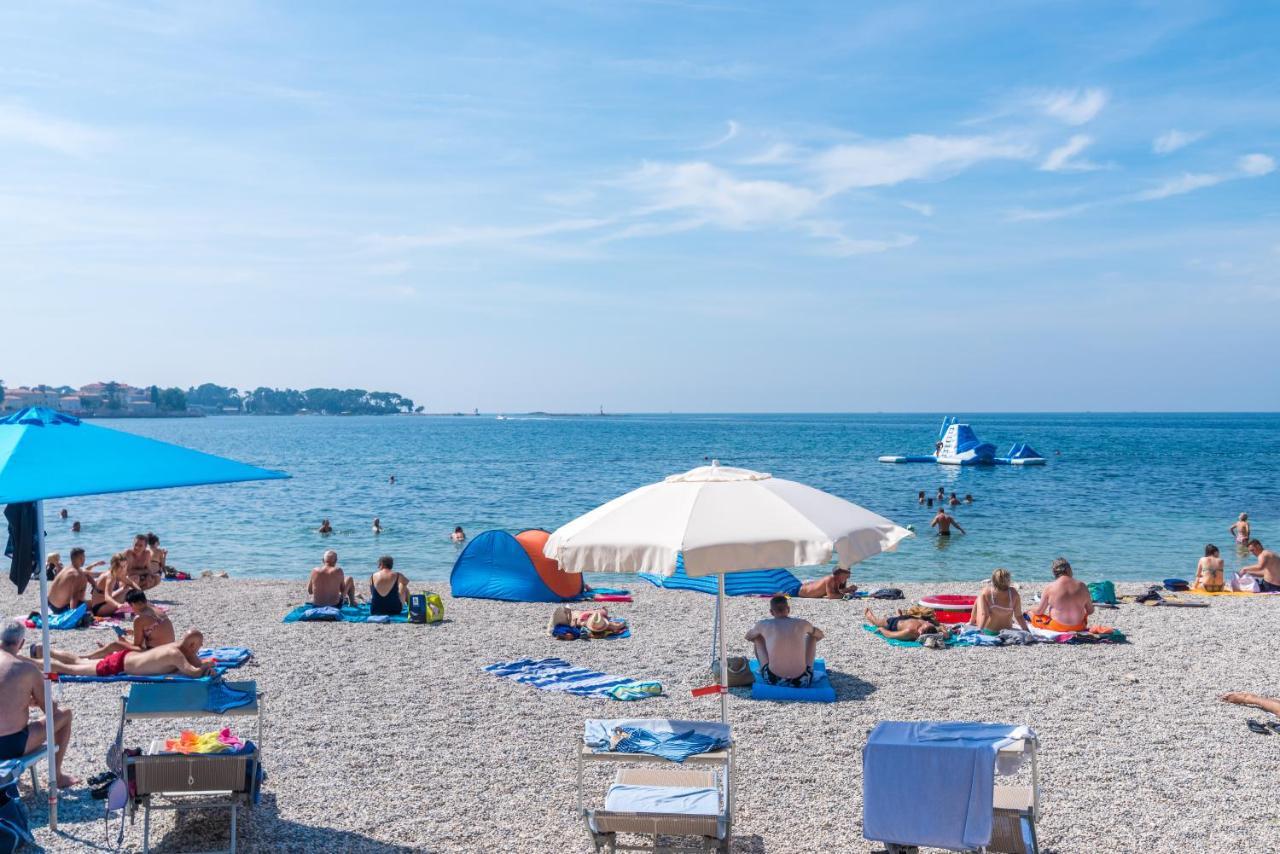 Alice Rooms Porec Exterior photo